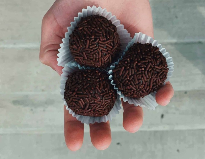 Brazilian Chocolate Truffles ''Brigadeiro de Chocolate''