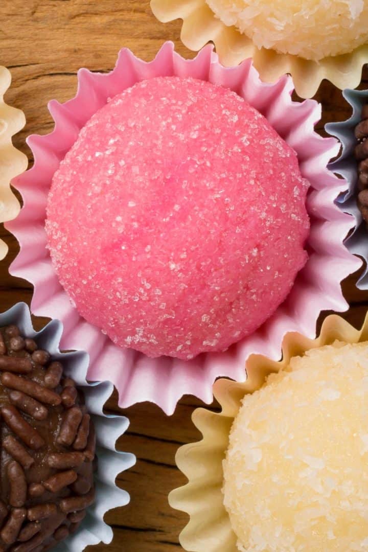 Brigadeiro de Morango 10 Brigadeiro de Morango with others flavor top view