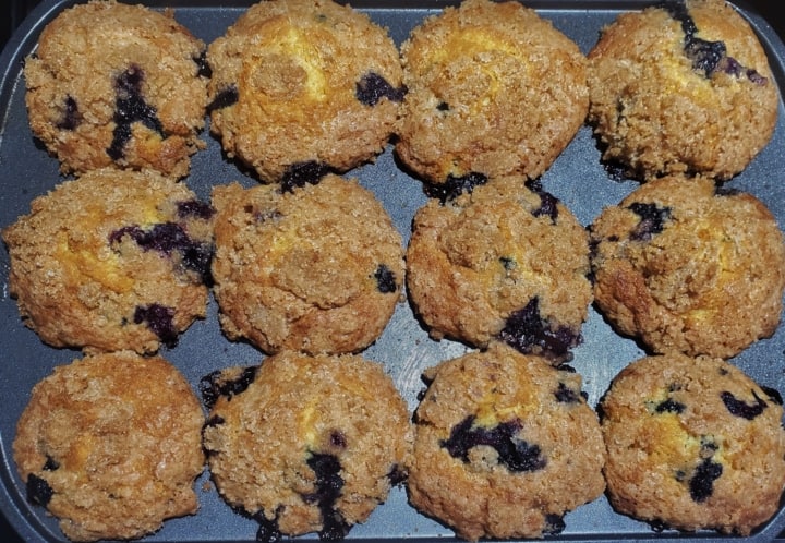 ब्लूबेरी Streusel Muffins
