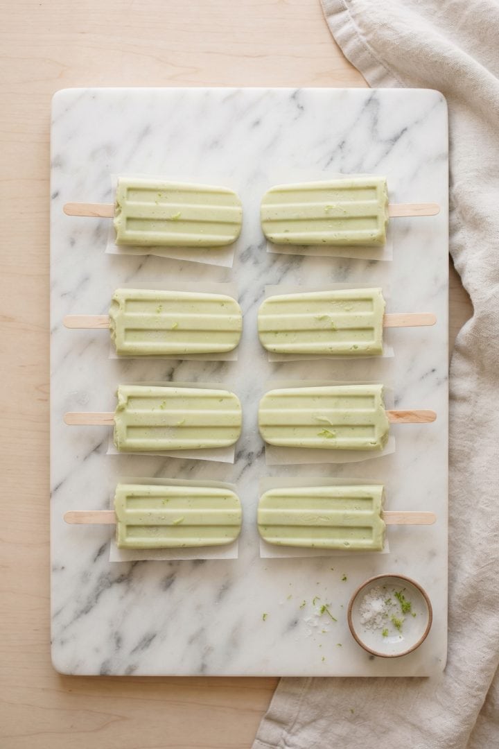 Helado de Aguacate 8 Helado de Aguacate (Avocado Popsicles) top view