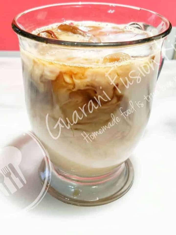 How to Make a Delicious Iced Latte at Home