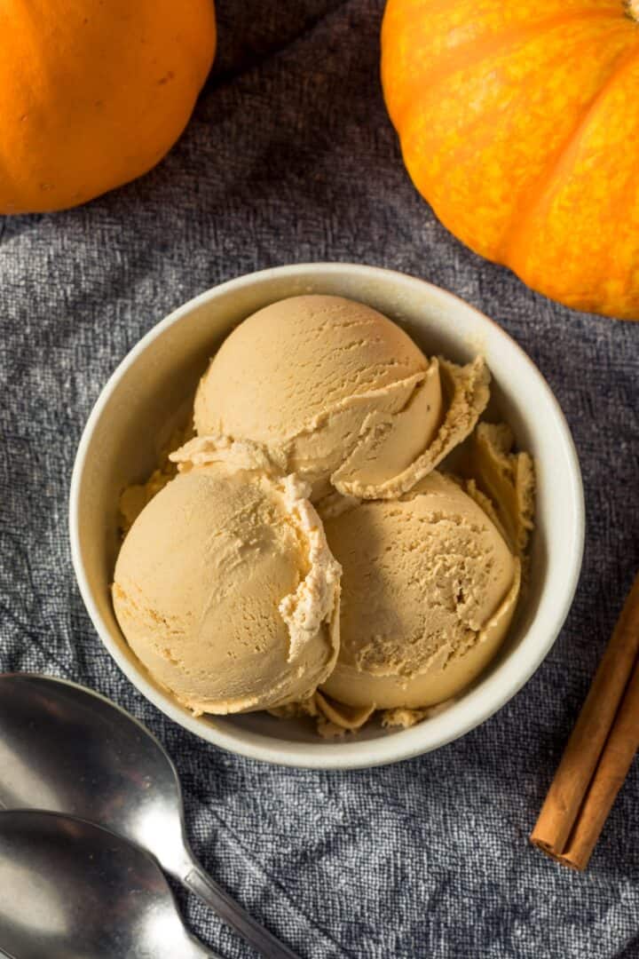 Easy Pumpkin Pie Ice Cream