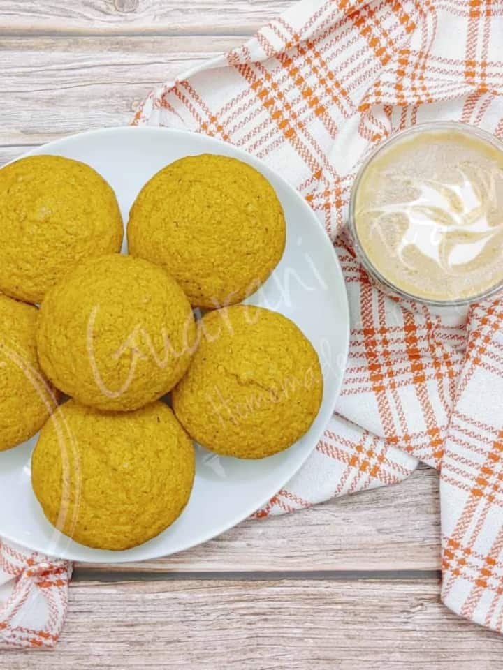 Pumpkin Cornbread Muffins: A Delicious Fall Recipe