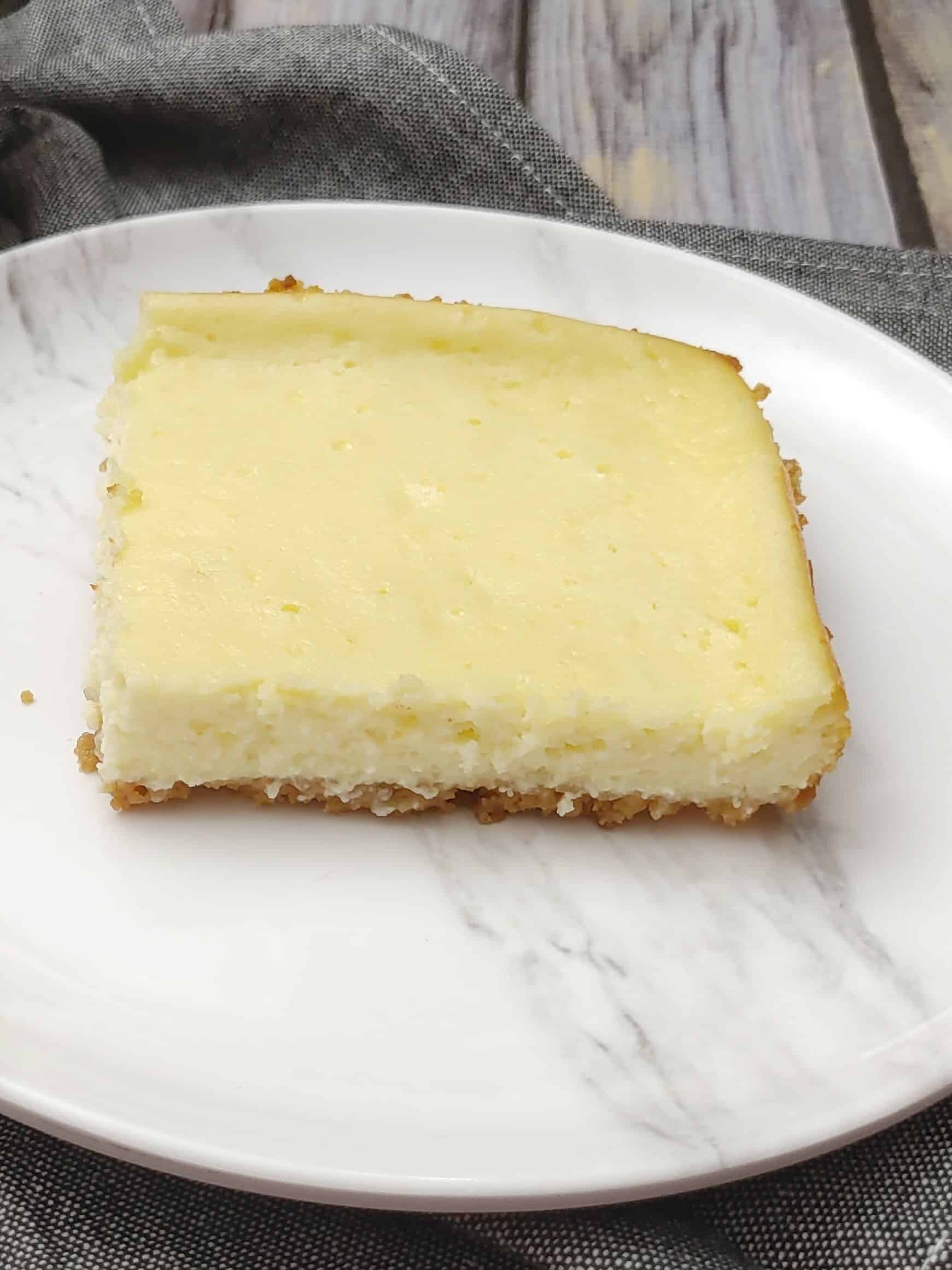 Limoncello Cheesecake Bars