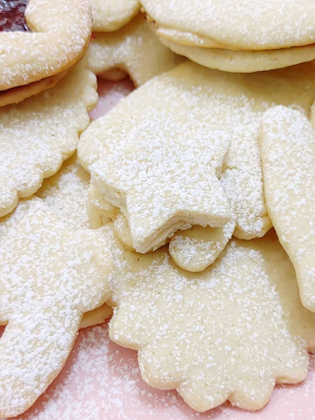 Linzer Cookies A Treat for All Seasons