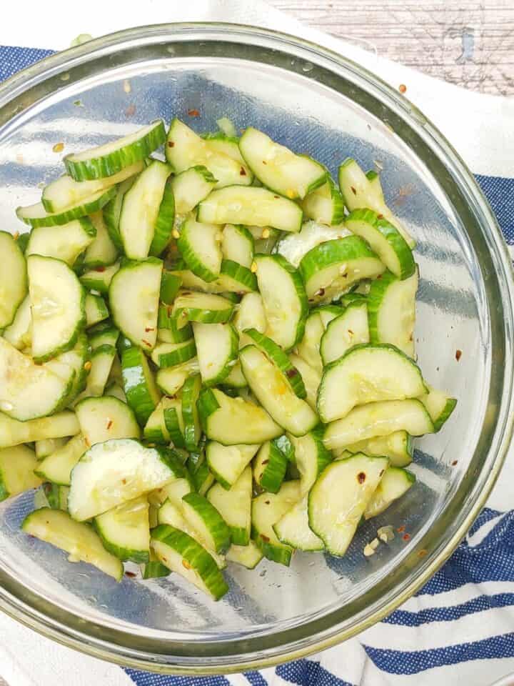 The Best Chinese Cucumber Salad 