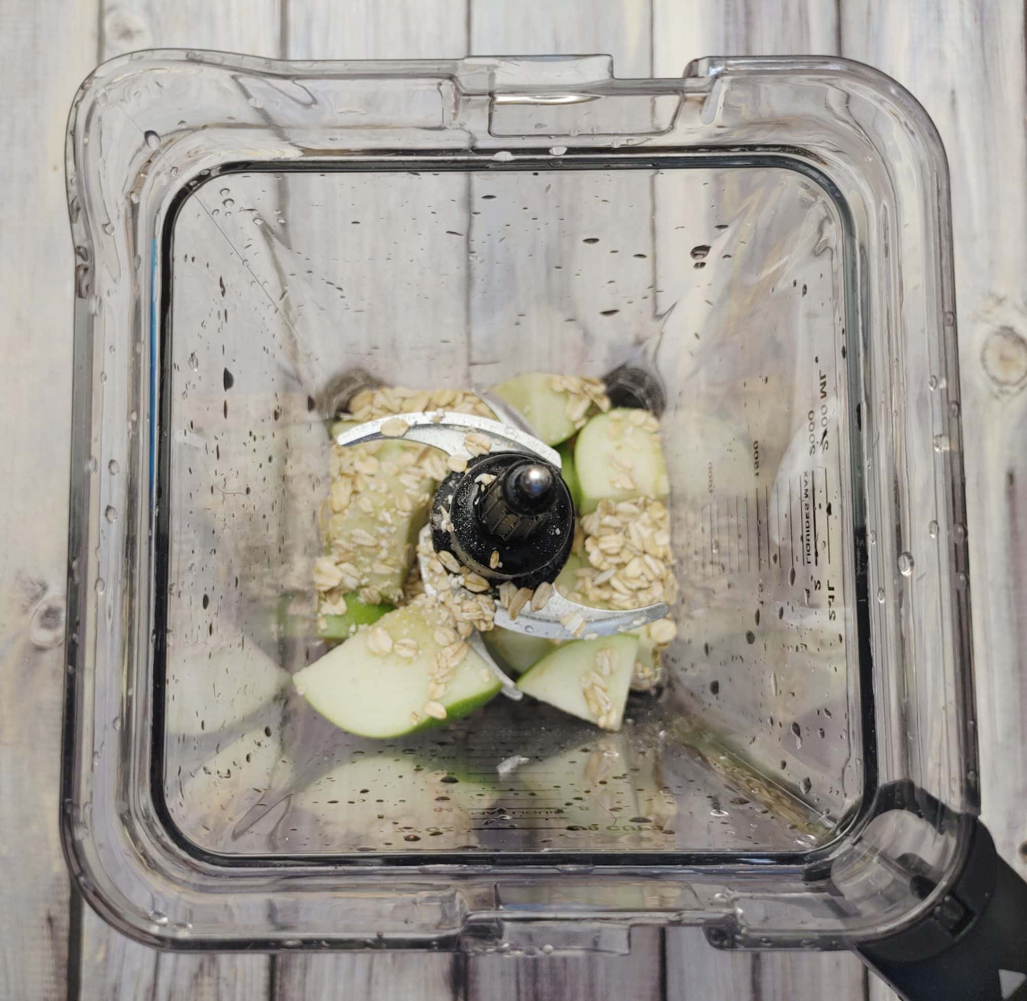 Healthy Green Apple Oatmeal Smoothie (Sugar Free) 11 Healthy Green Apple Oatmeal Smoothie