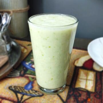 Healthy Green Apple Oatmeal Smoothie (Sugar Free)