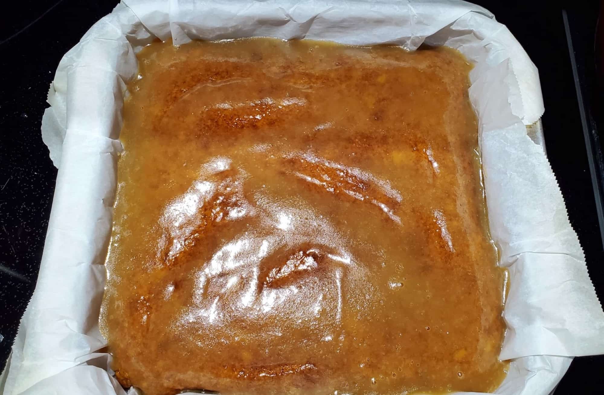 Easy Toffee Banana Cake