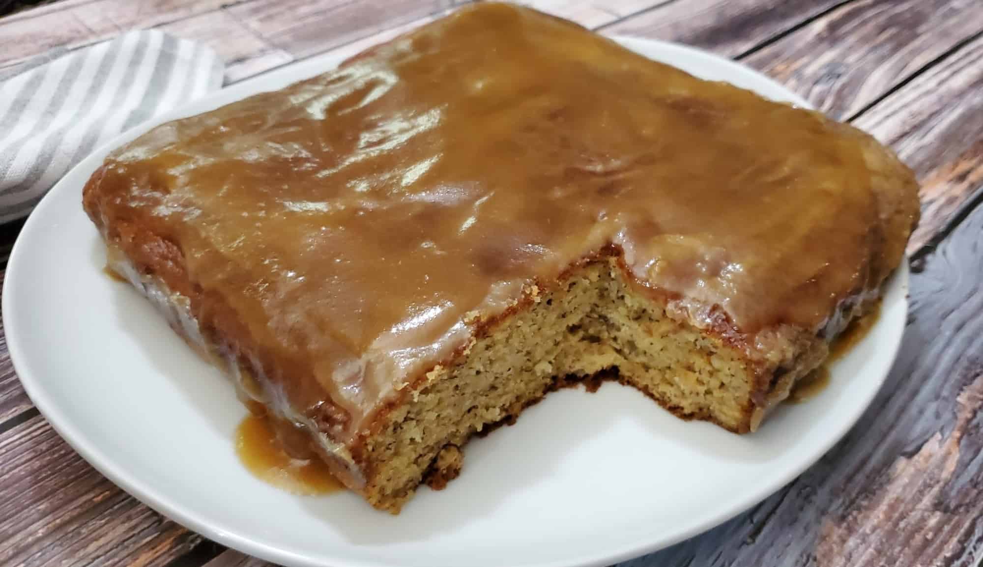 Easy Toffee Banana Cake