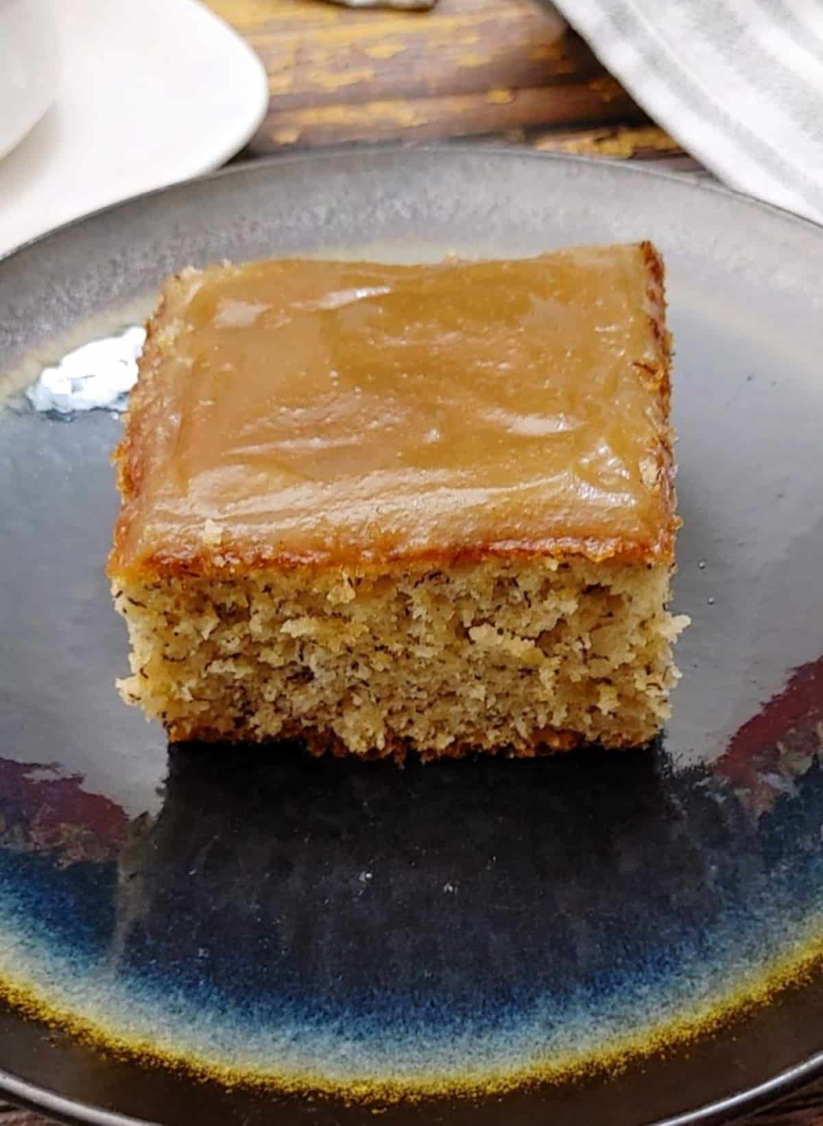 Toffee Banana Cake