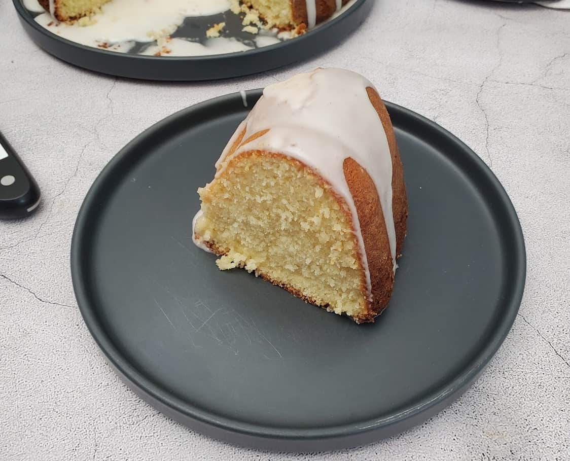 Classic Lemon Pound Cake: A Delicious and Nostalgic Favorite 23 Classic Lemon Pound Cake