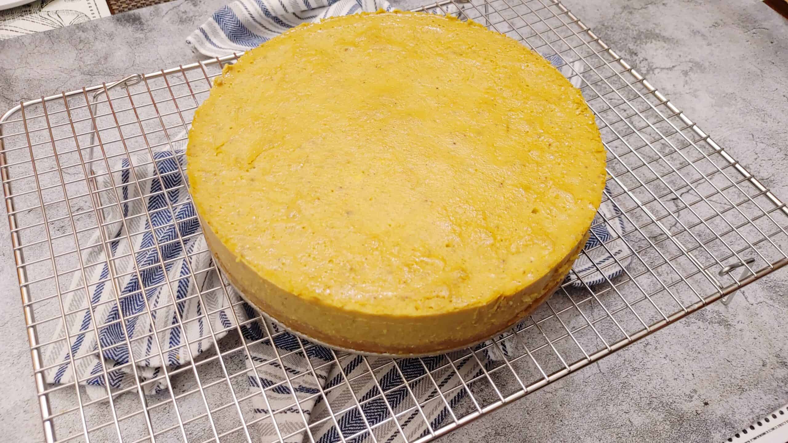 The Best Pumpkin Spice Cheesecake