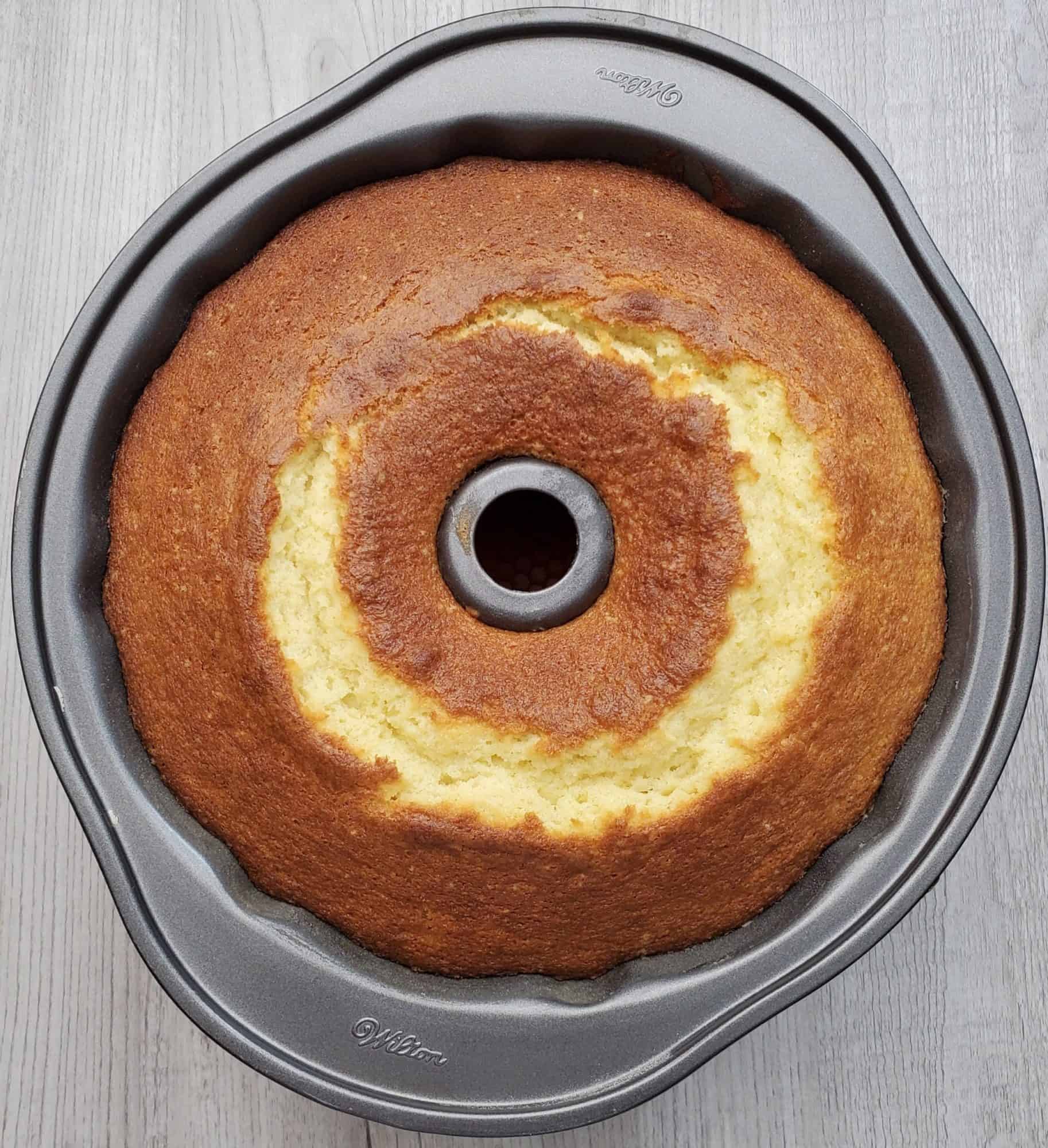How to Make The Perfect Vanilla Bundt Cake with Vanilla Glaze