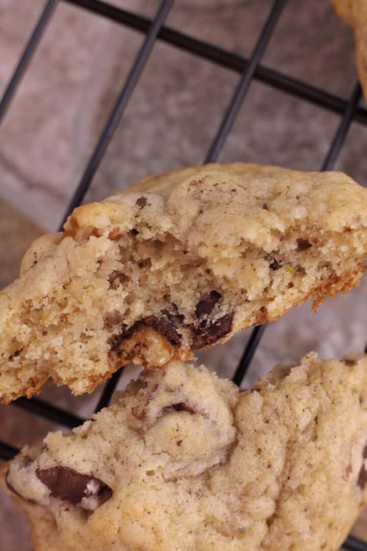 The Quickest Banana Chocolate Chip Cookies