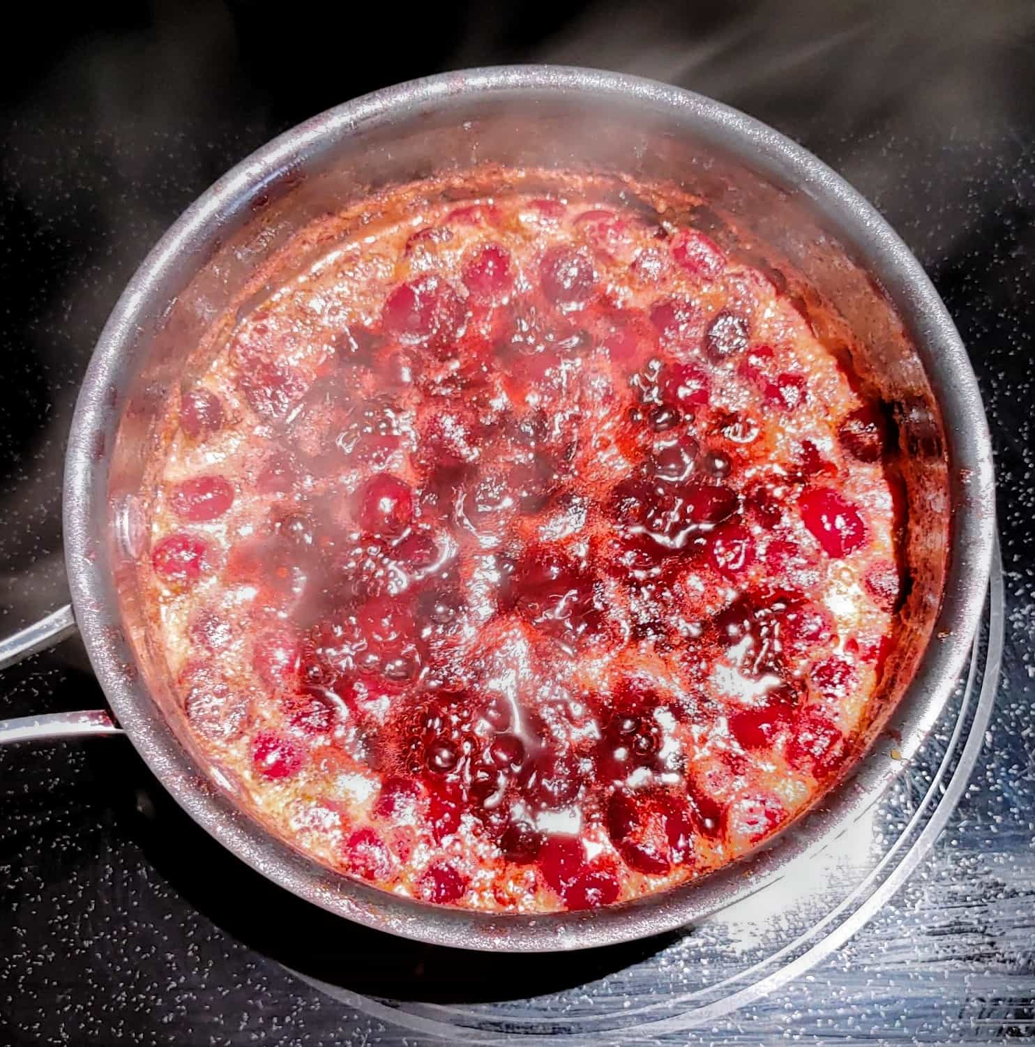 Cranberry Sauce 10 Easy Homemade Cranberry Sauce: A Thanksgiving Staple