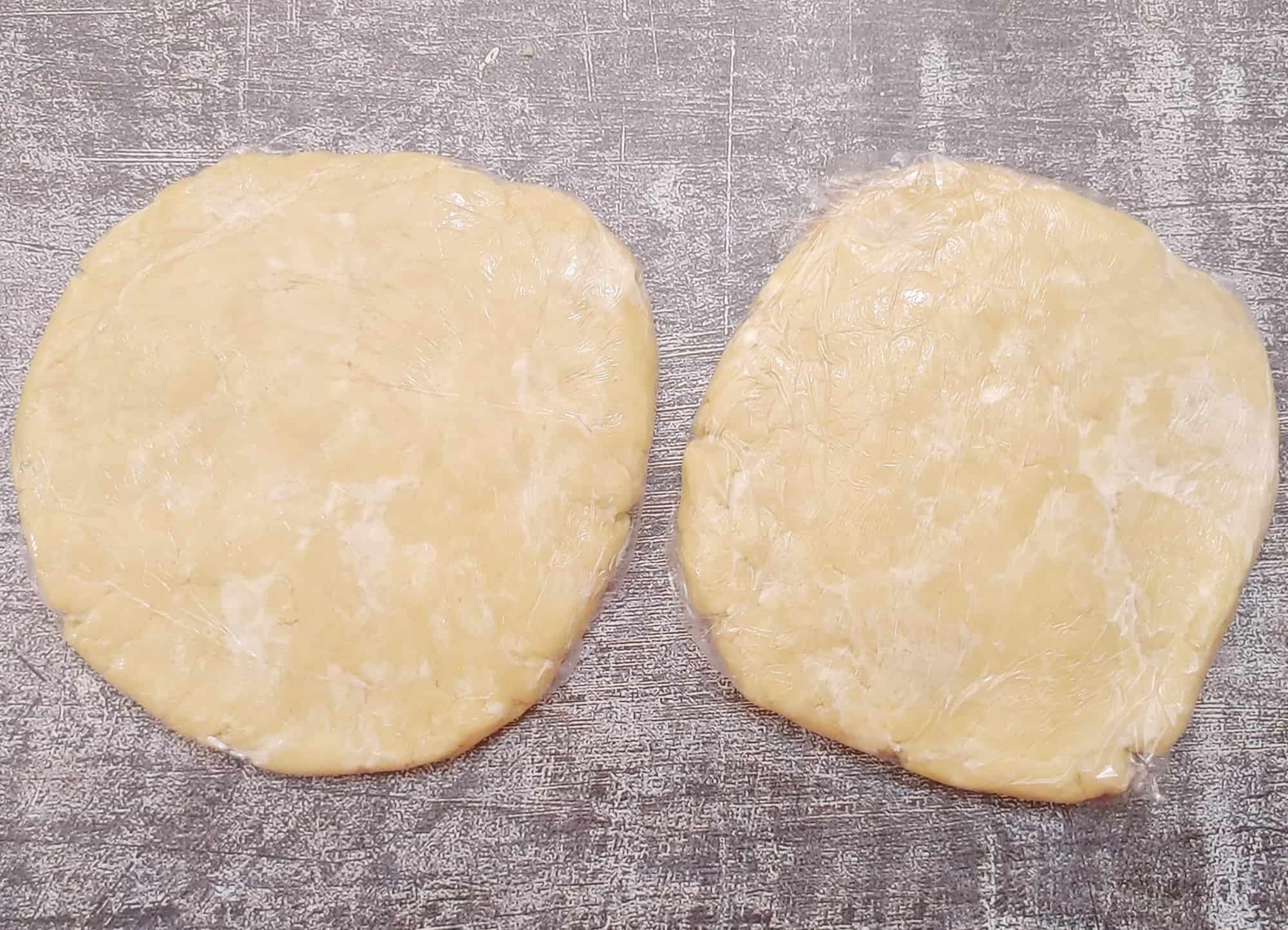 Pie Crust: A Recipe You'll Love to Make Again and Again 13 Easy Pie Crust with Butter and Shortening