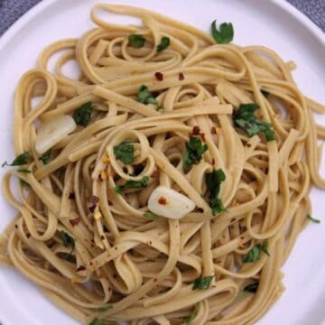 Pasta with Oil and Garlic