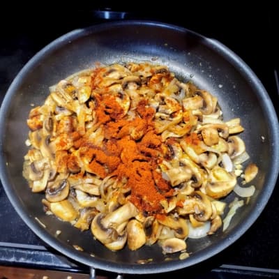 Creamy Pasta with Mushrooms and Caramelized Onions 2
