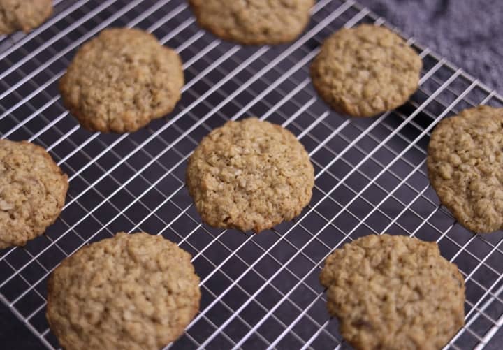 Oatmeal Cookies with Coconut 3