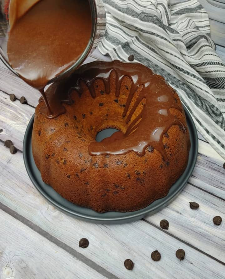 Easy Bundt Carrot Cake with Chocolate Chip 16
