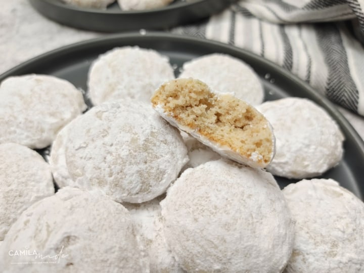 The Best Mexican Wedding Cookies 6