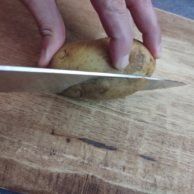 Cheesy Hasselback Potatoes 8