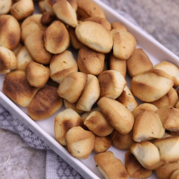Authentic Paraguayan Crunchy Breadsticks (Coquitos, Rosquitas, Palitos)