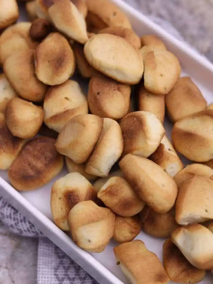 Authentic Paraguayan Crunchy Breadsticks (Coquitos, Rosquitas, Palitos)
