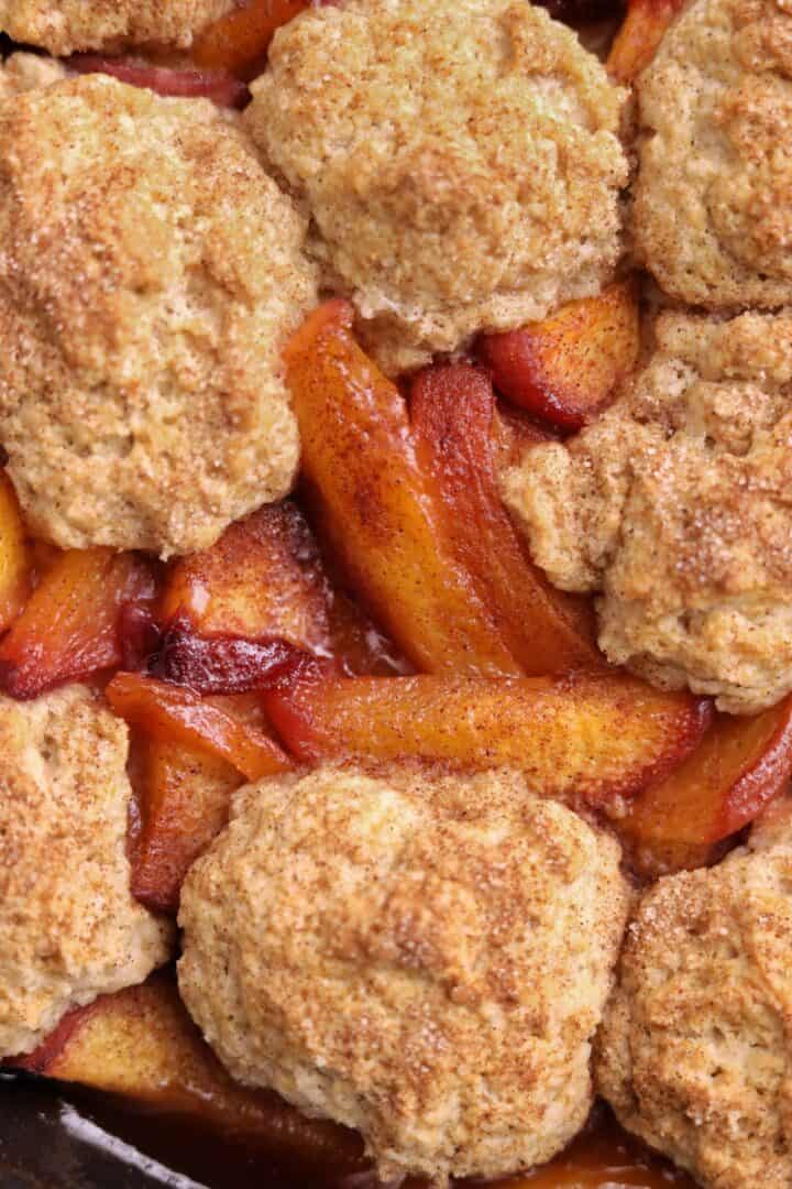 Easy Homemade Skillet Peach Cobbler