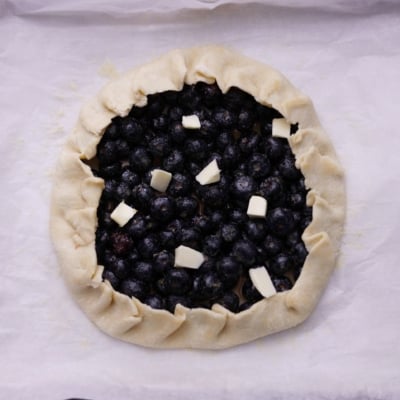 Blueberry Galette A Easy and Delicious Dessert 6