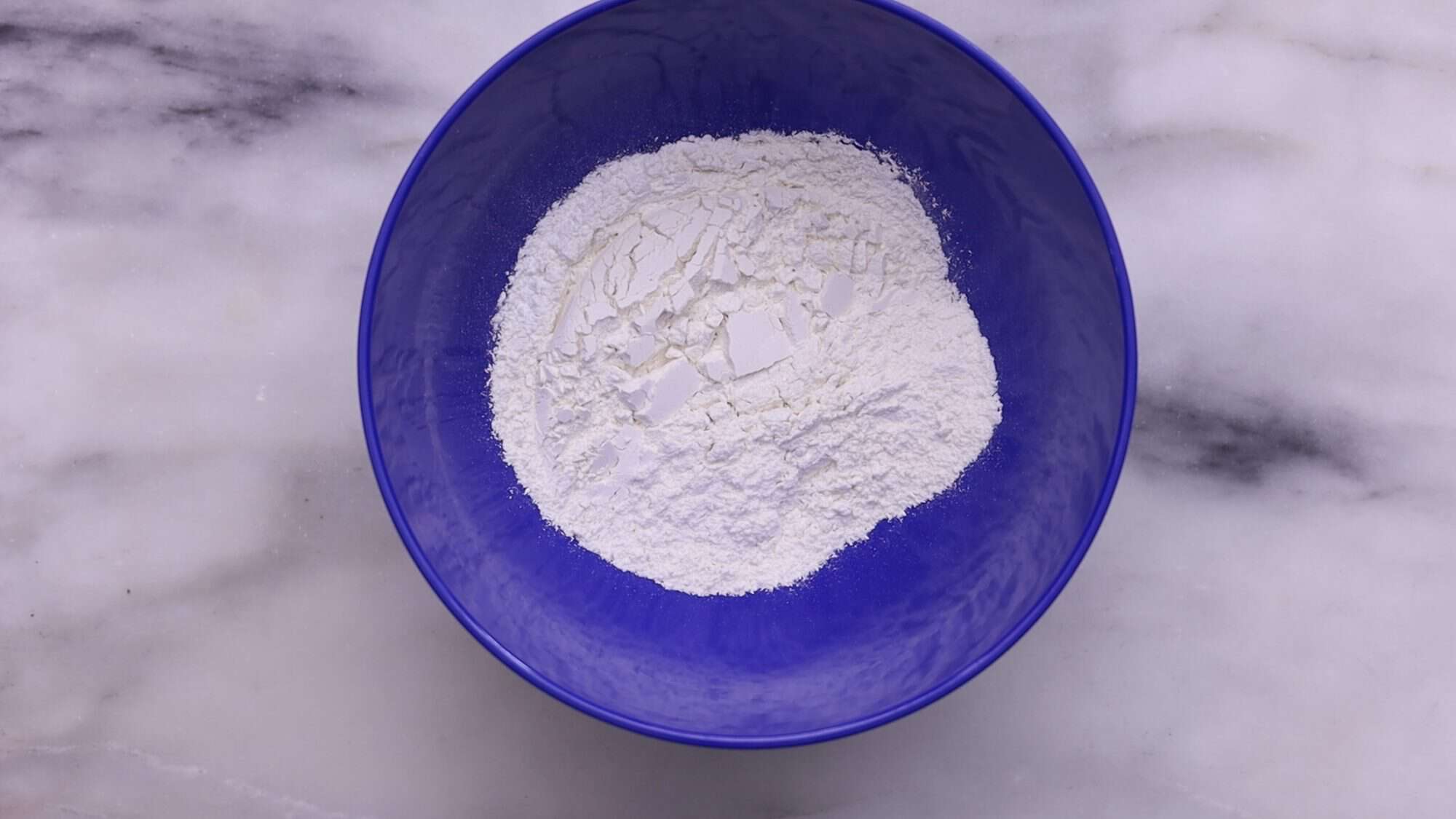 In one bowl, whisk dry ingredients. 2/4