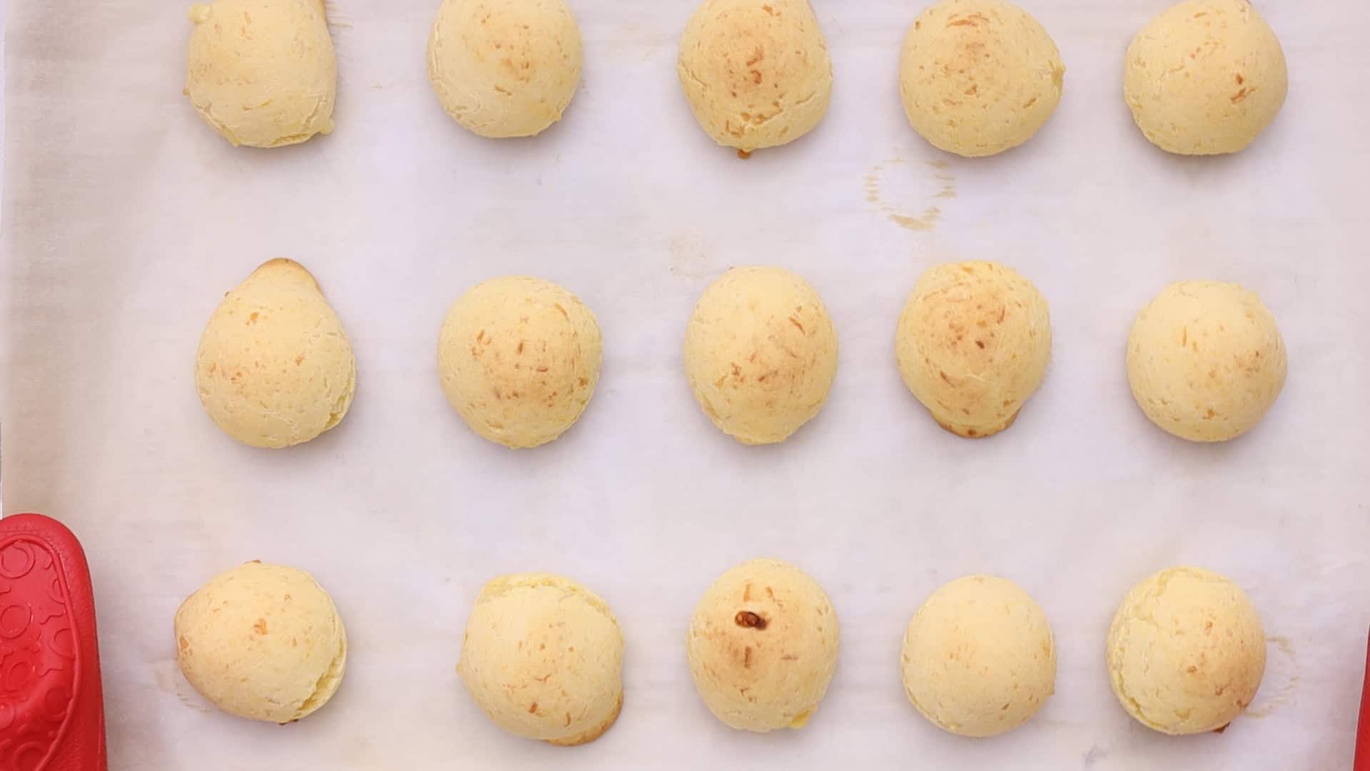 Chipa con Guayaba 22 Bake for 15 minutes until golden brown