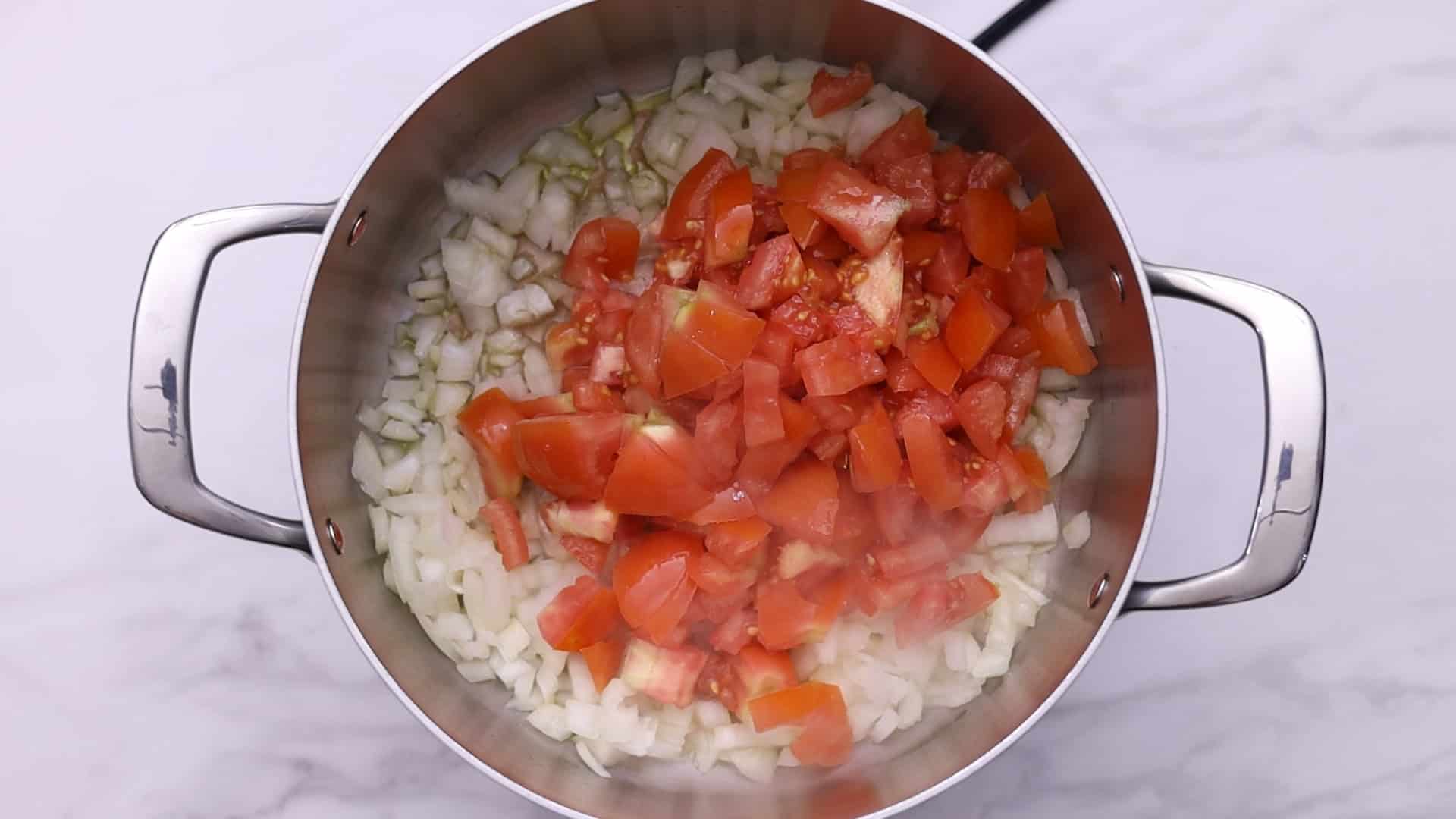 Sauté tomatoes (2)