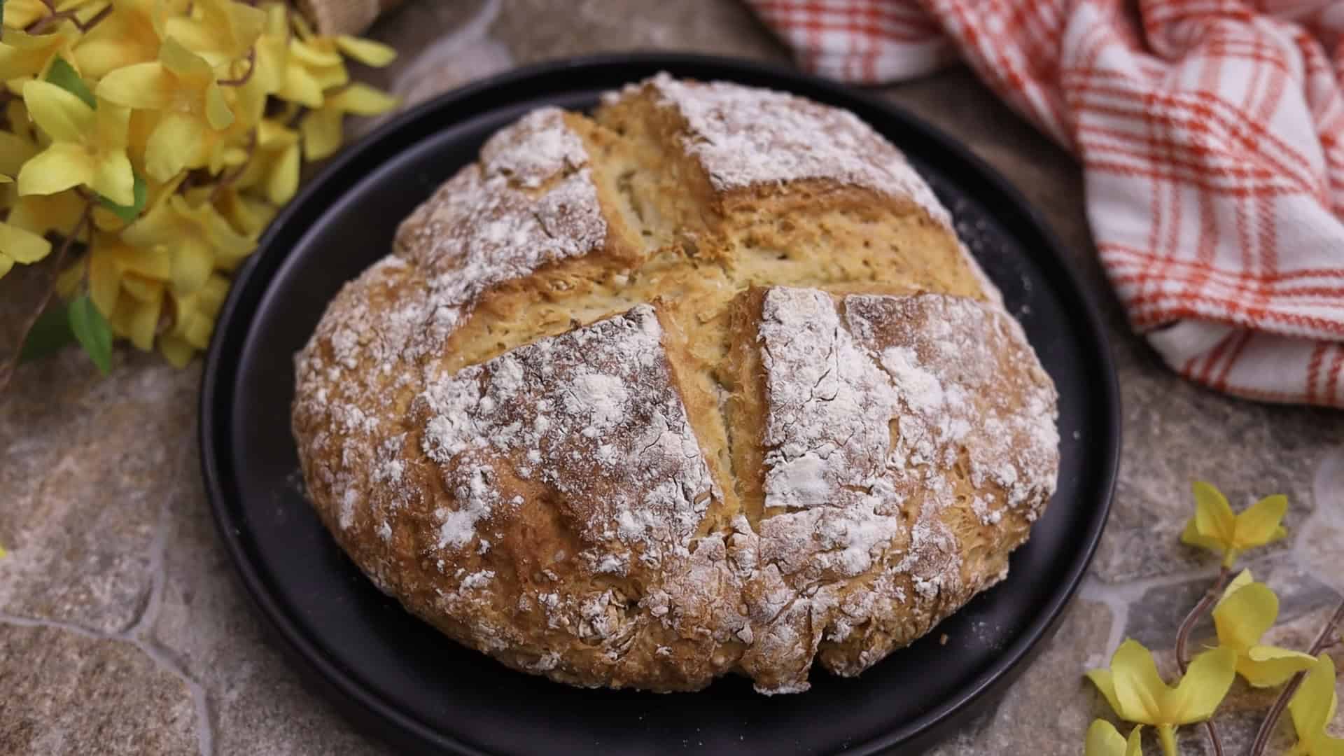 Pan sin Reposo 23 Bake at 450°F for 15 minutes, then reduce to 400°F and bake for 20-30 minutes until golden brown. Serve warm.