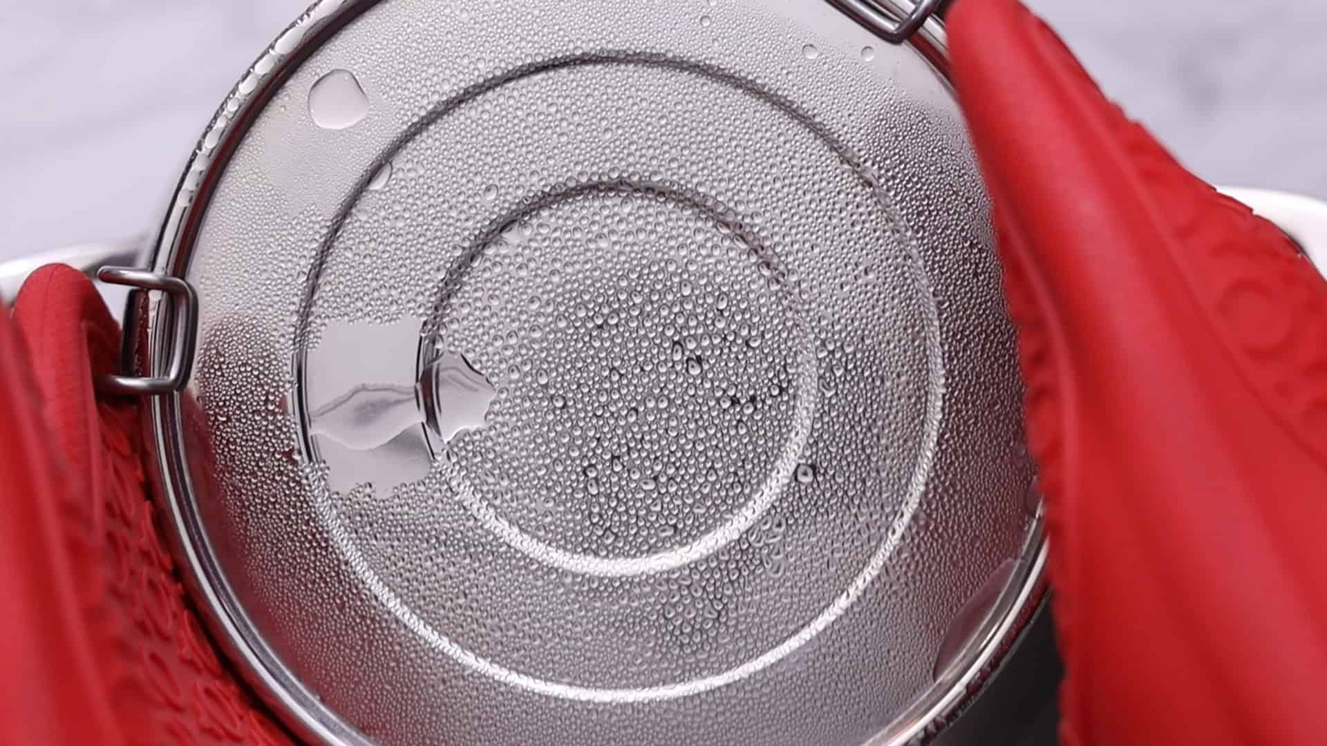Boil, then reduce to low heat and cook for 30 minutes. Remove and refrigerate for 6 hours.