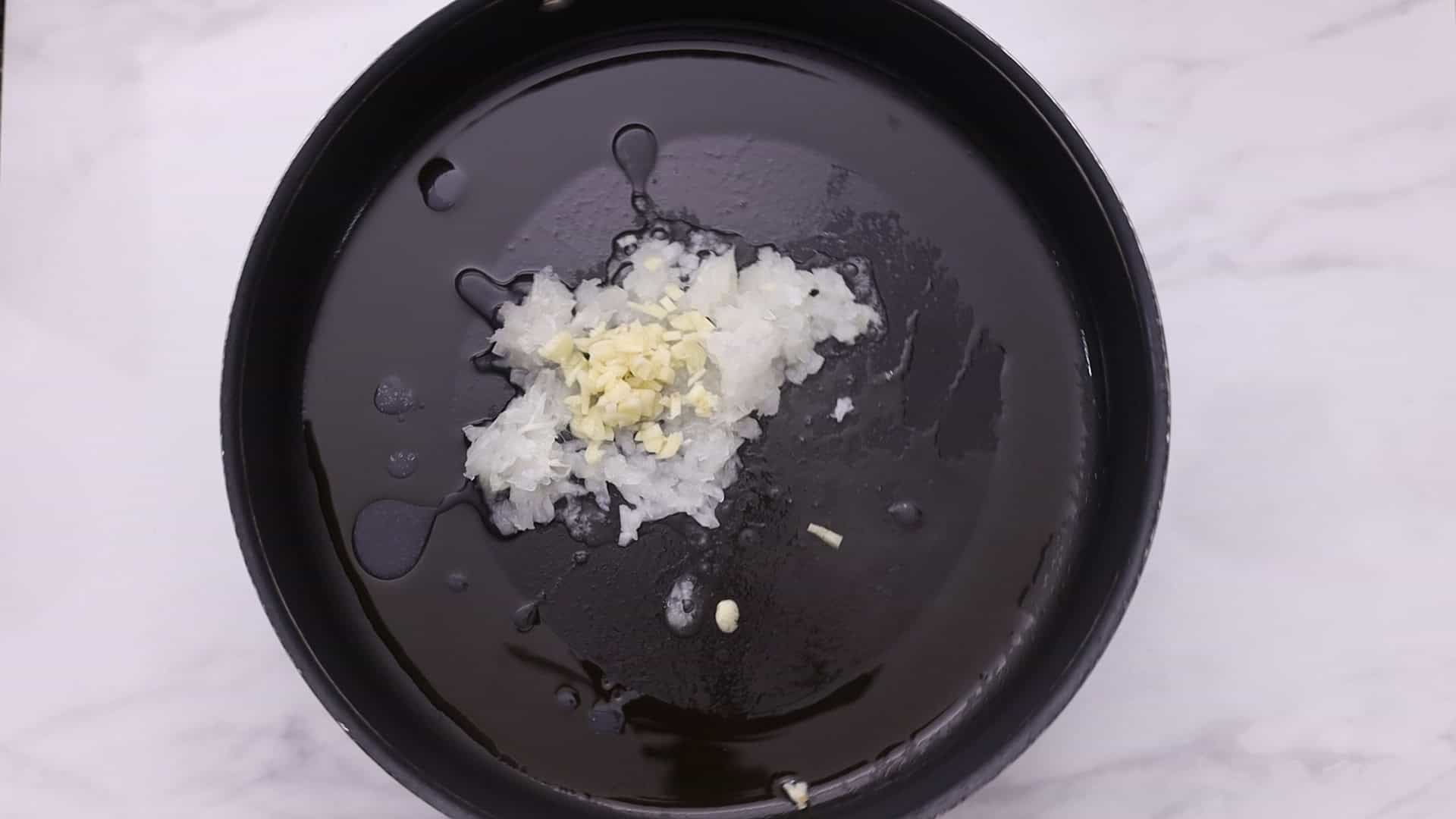 Easy Make-Ahead Chicken Fillings ( 2 WAYS ) 16 Heat olive oil and sauté onion until soft.