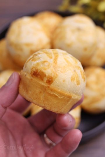 Chipa Muffins (Gluten-Free Cheese Muffins)