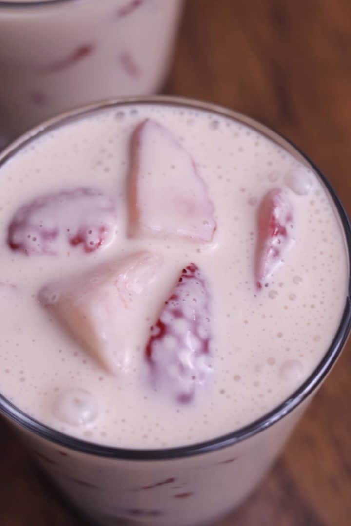 Crema con Frutilla recipe