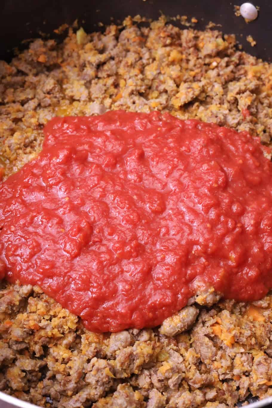 Sausage Lasagna 14 crushed tomatoes with cooked sausage