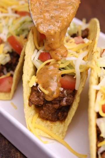 Tacos de Carne Molida con Salsa Picante