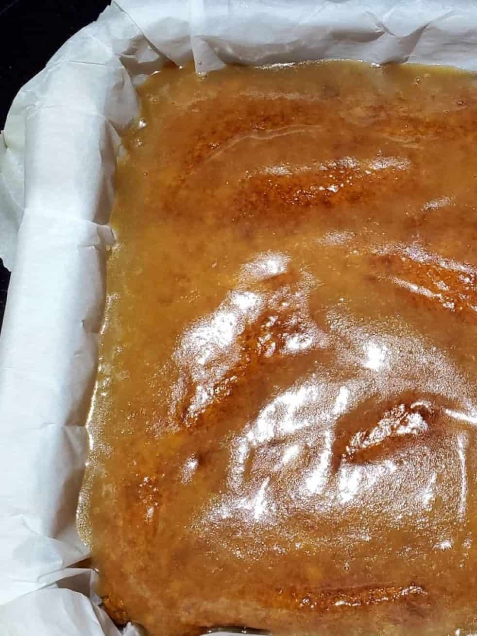 Easy Toffee Banana Cake