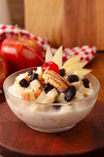 Ensalada de Manzana navideña is a traditional Mexican Christmas fruit salad