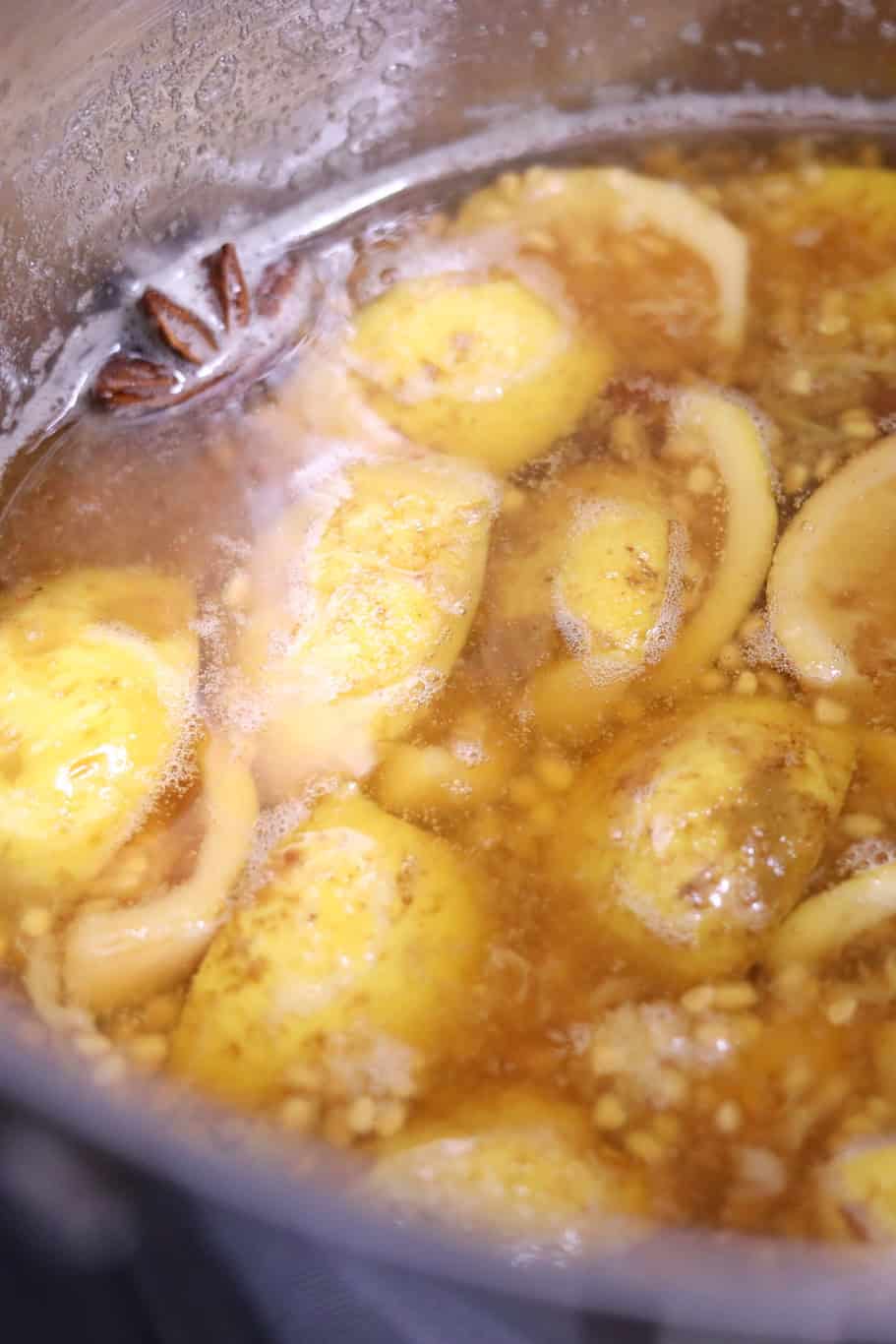 Guayaba cooking in a pot