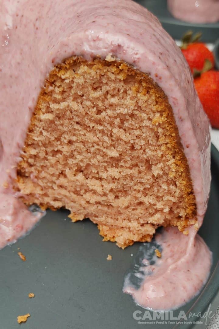 Nesquik Strawberry Cake close up