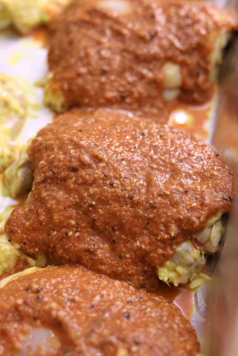 Raw chicken cover with relajo