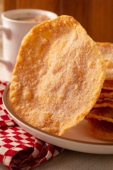 Buñuelos de Rodilla side view