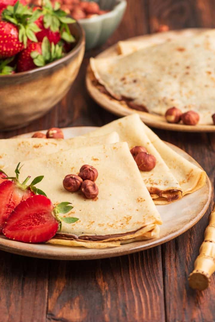 Crepas dulces with nutella side view