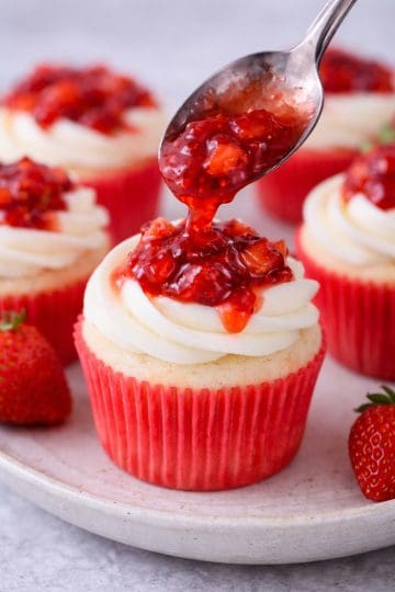 strawberry shortcake cupcakes