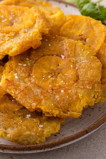Tostones close up